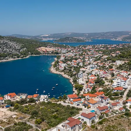 Kadena Luxury 아파트 Ražanj