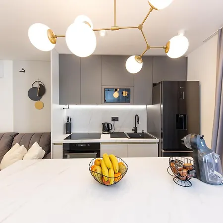 아파트 Kadena Luxury *