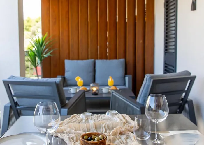 Daire Kadena Luxury *